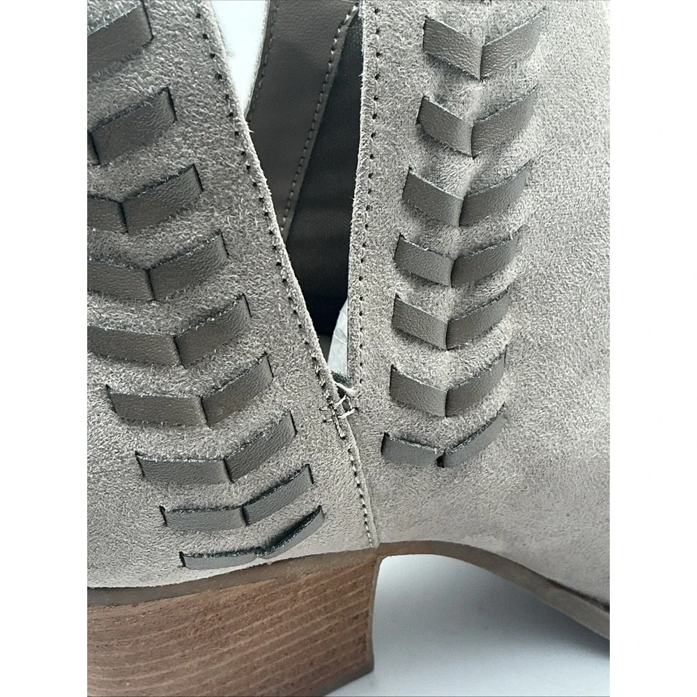 Carlos by Carlos Santana Whitely Ankle Boots 5M Light Doe Faux Suede Whipstitch